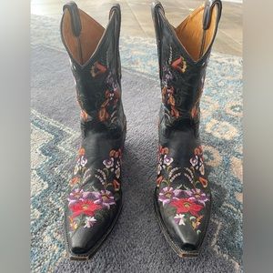 Old Gringo Black Floral 8” Floral Boots - Size 9 1/2